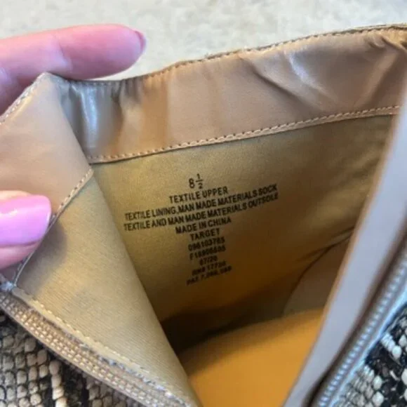 Snake skin booties - Picture 4 of 5